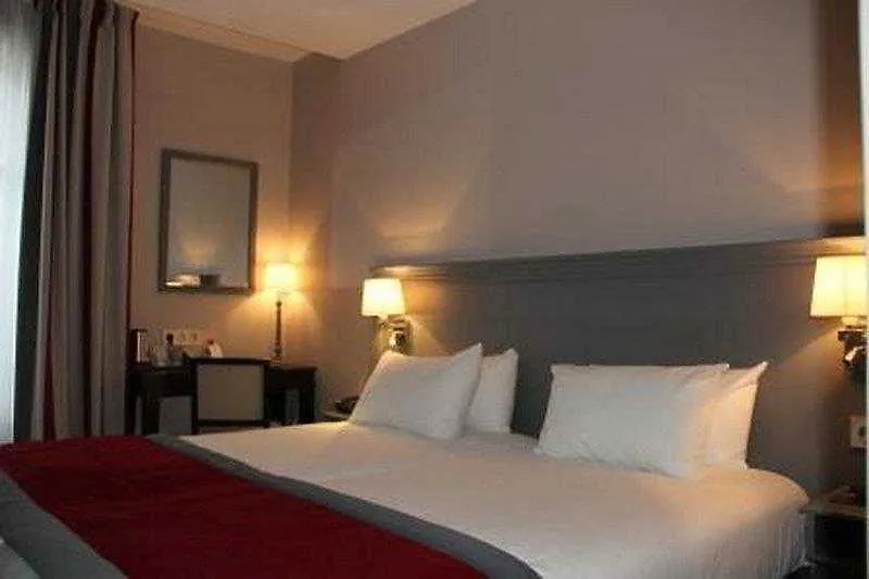 Hotel Montcalm Parijs
