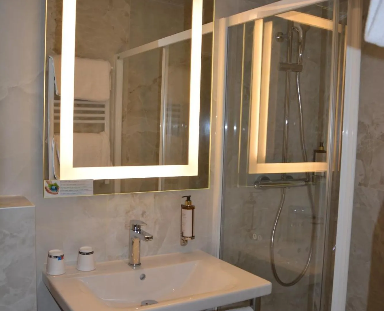 Hotel Montcalm Parigi