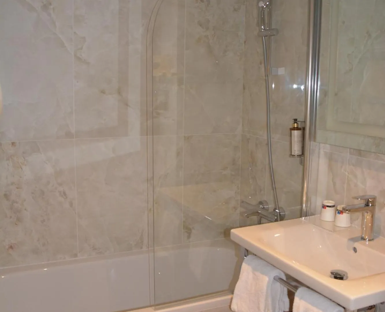Hotel Montcalm Parijs