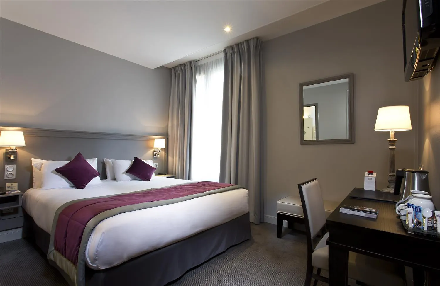 Hotel Montcalm Paryż 3*,