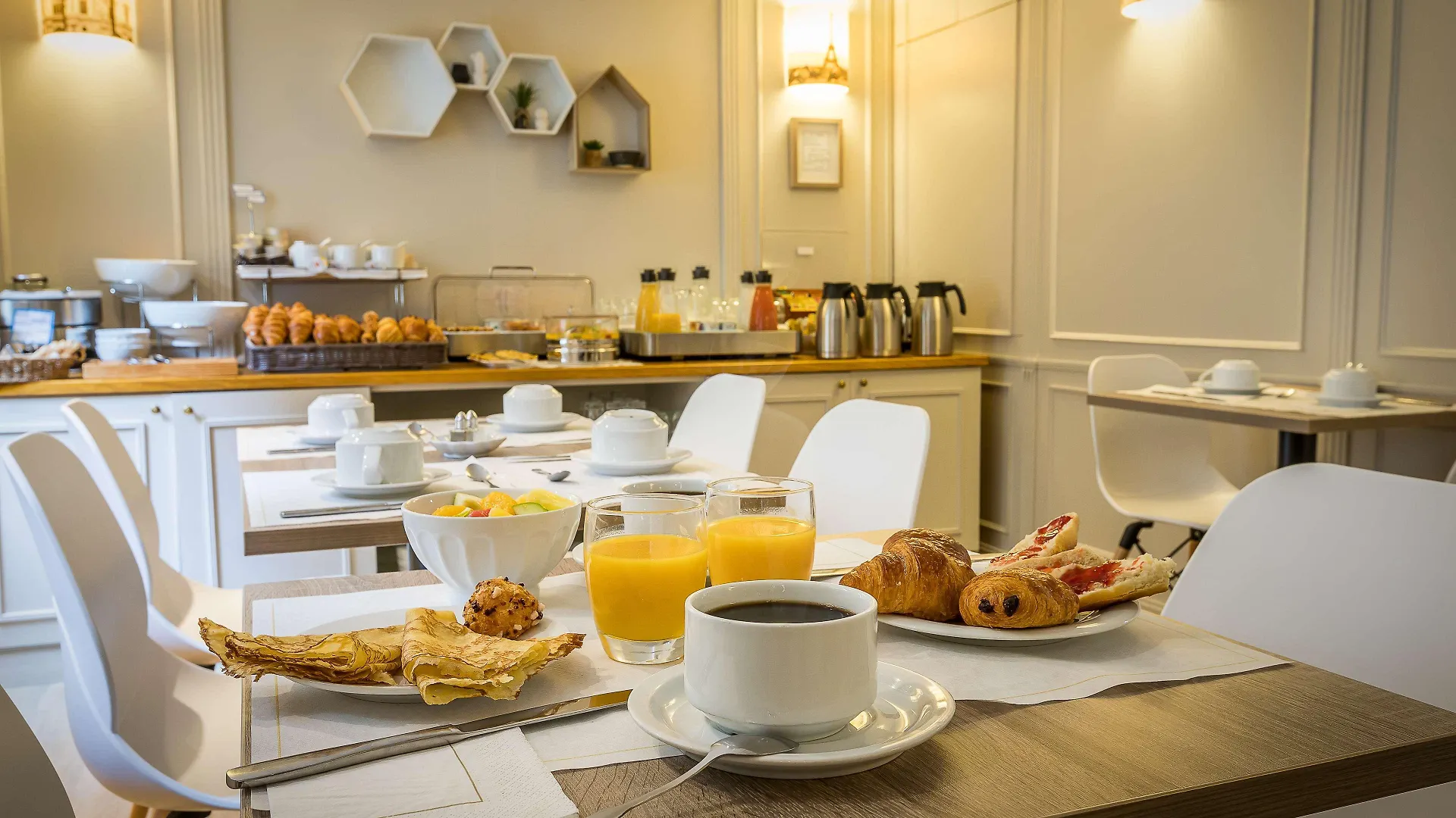 Hotel Montcalm Paryż 3*,  Francja